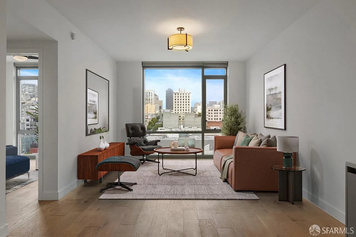 1545 Pine Street #802
