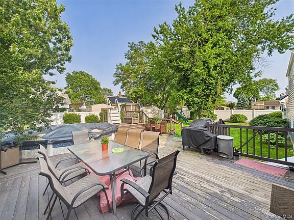 554 South 8th Street