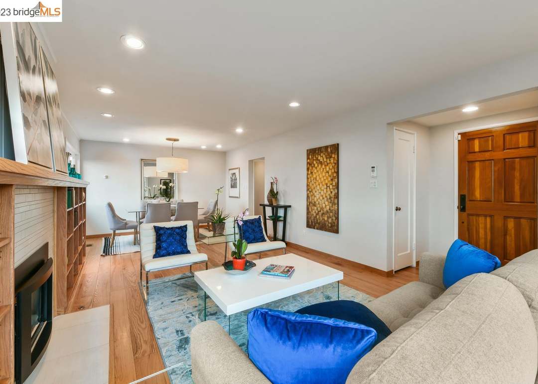 227 Kenyon Ave