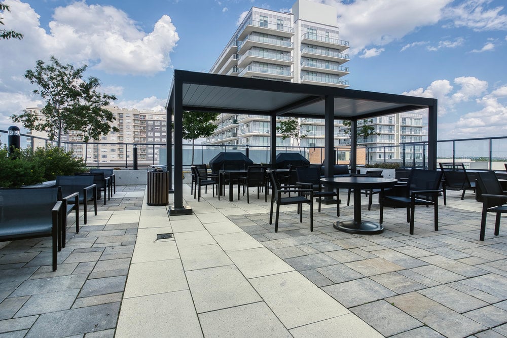 185 Deerfield Road 423