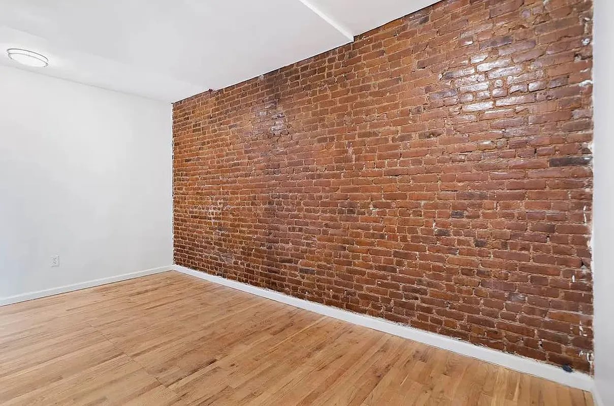 434 Lincoln Avenue #1