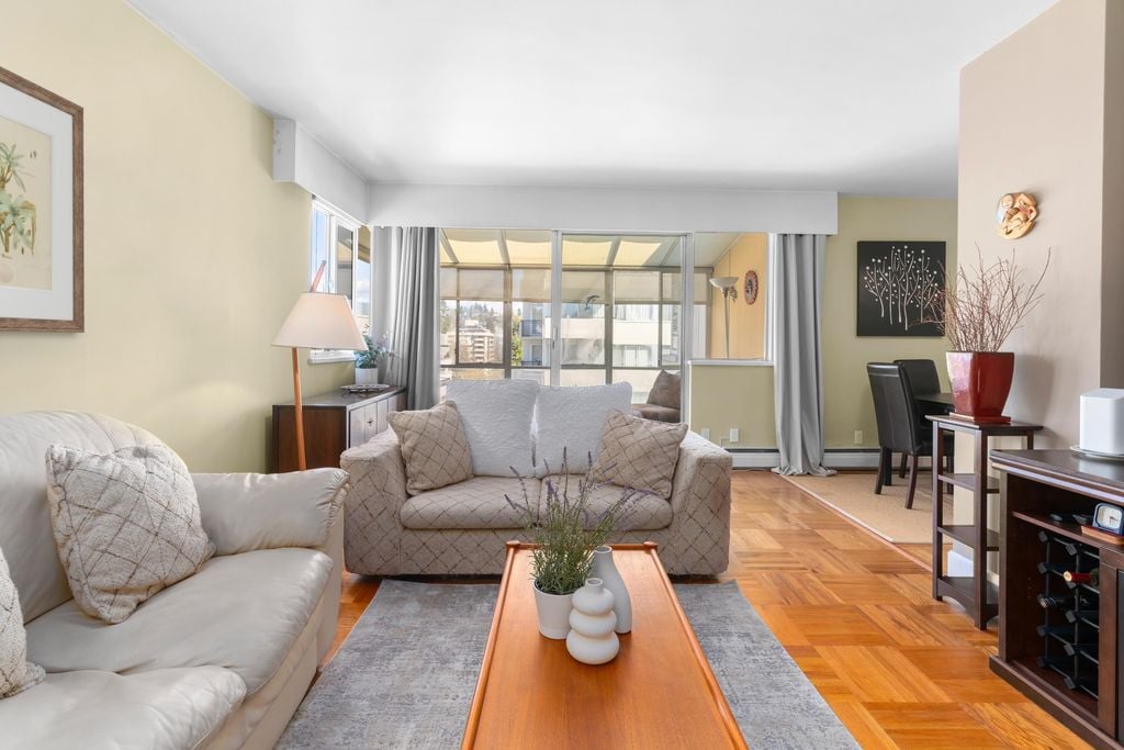 1750 Esquimalt Ave, #504