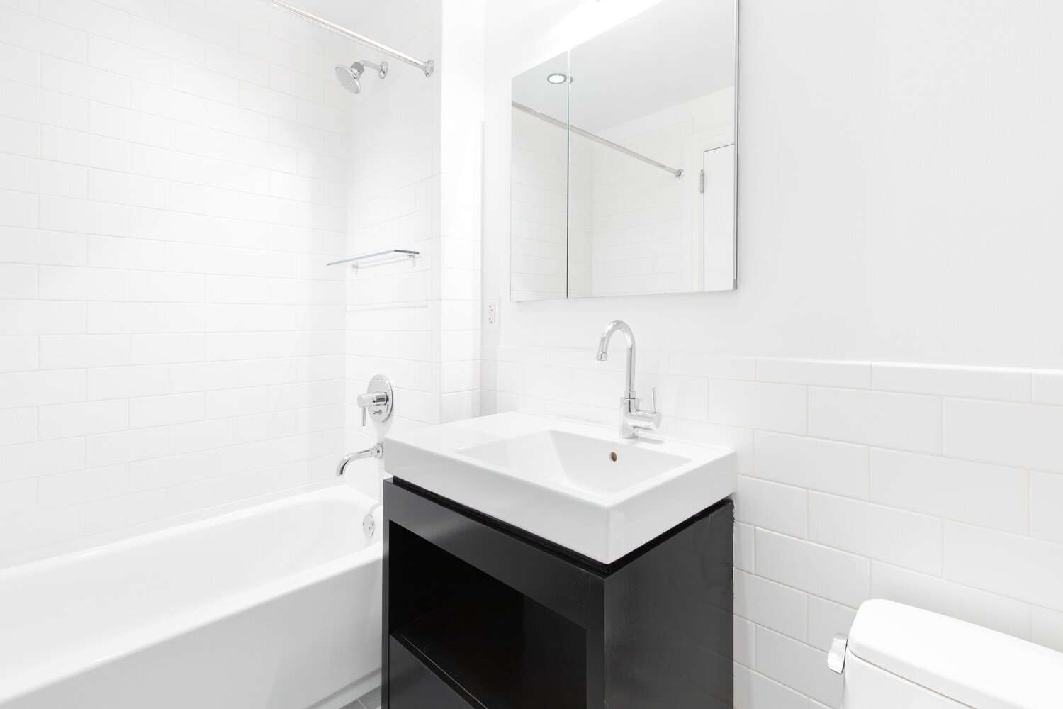 550 West 54th Street, Apt 28L