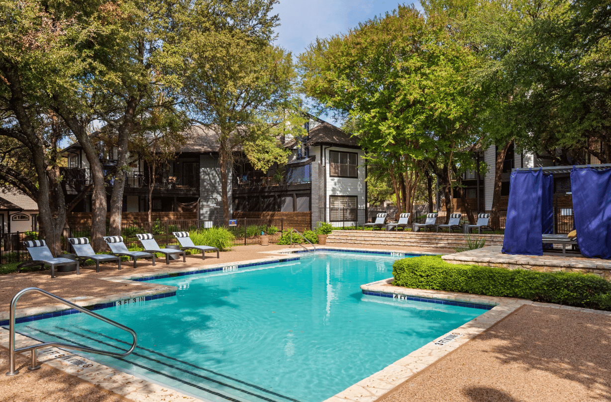 Enjoy Up To 8 Weeks Free!*Discount is applied for the first 2 months. 