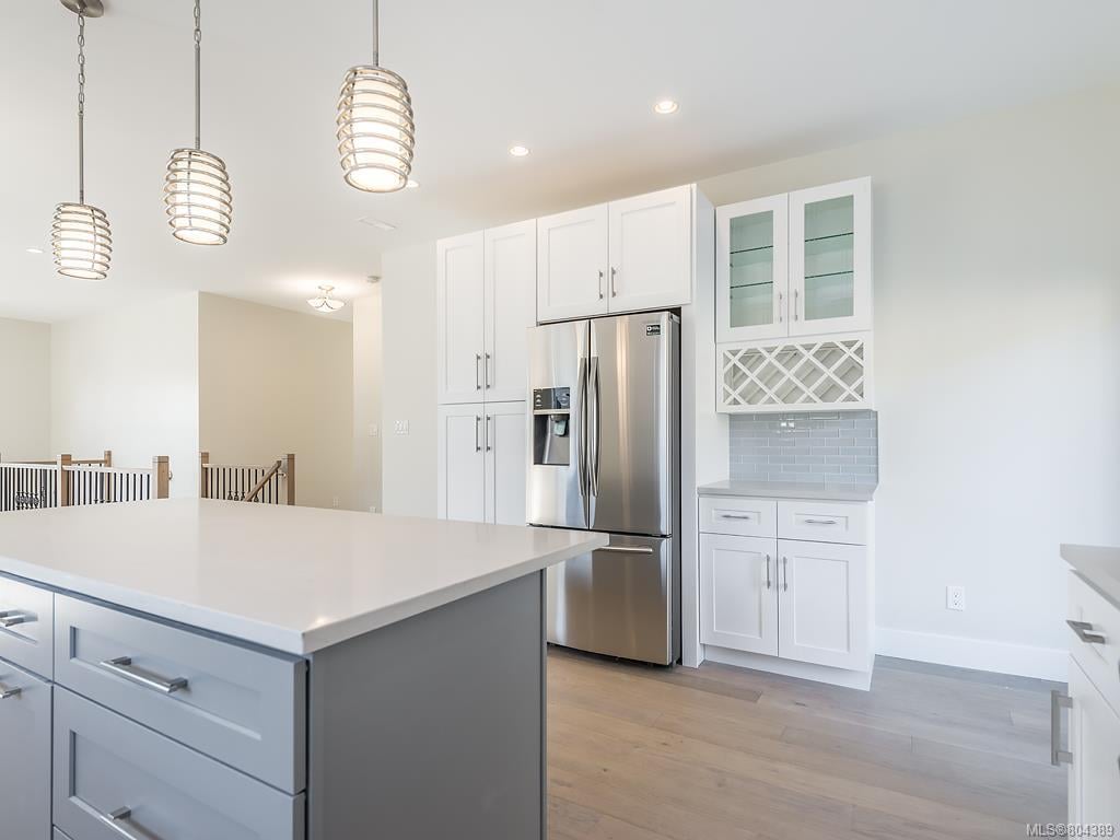 2288 Mountain Heights Dr