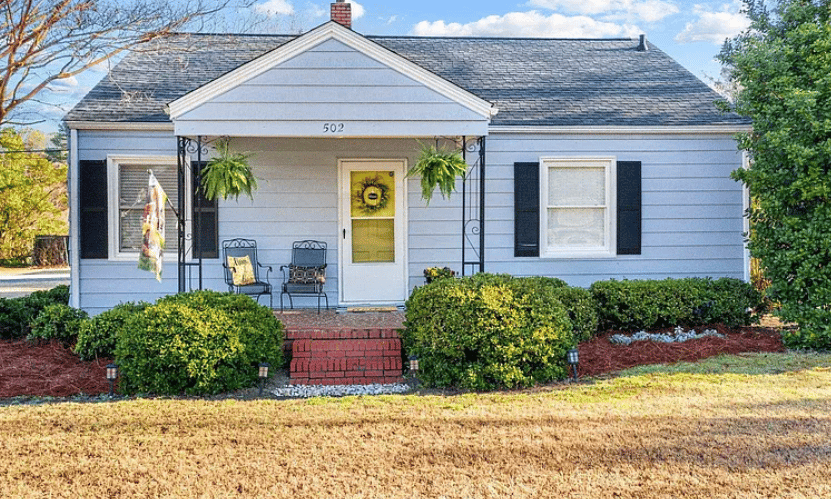 502 Circle Dr