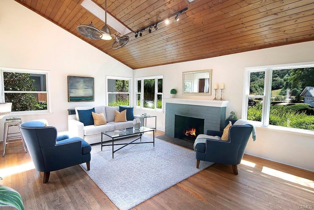 3209 Valley Heart Drive Burbank, CA