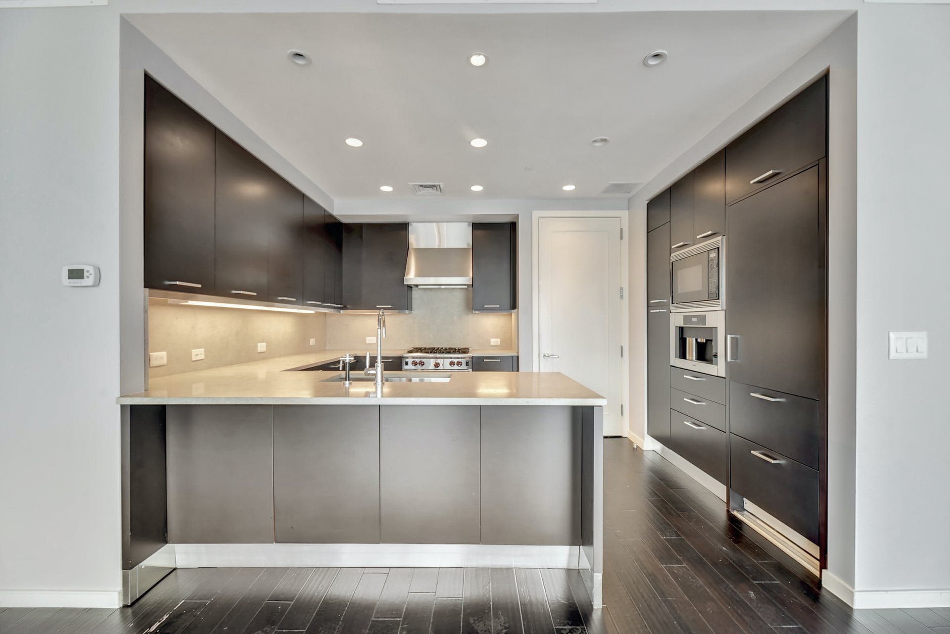 200 Congress Ave #13A