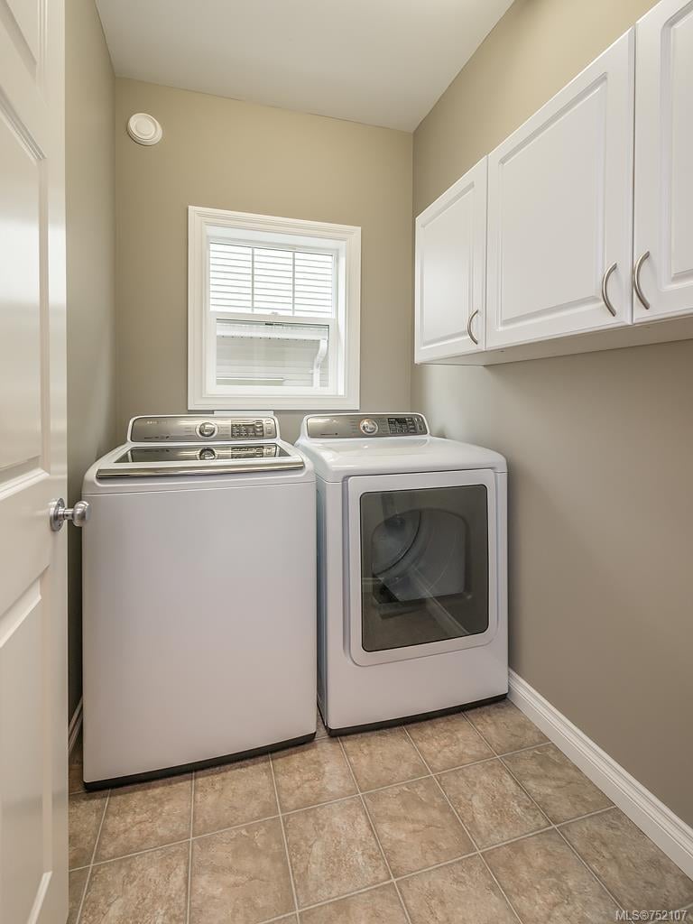 950 Walfred Rd, Langford