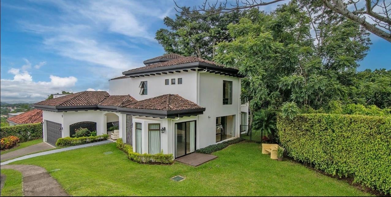 Grand View Luxury Home, Ciudad Colon, San Jose