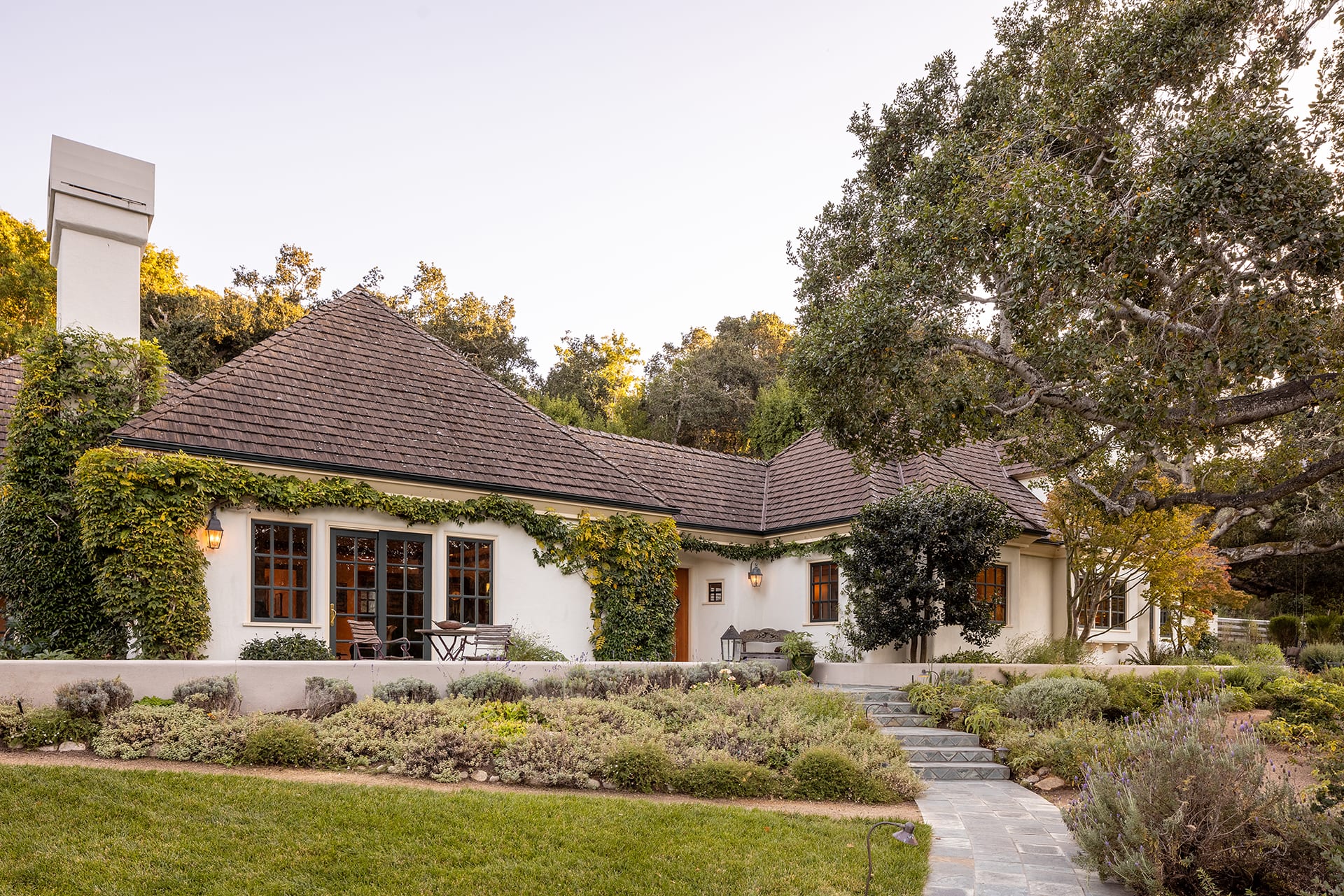 Peaceful French Country Estate - 5 Sleepy Hollow Dr