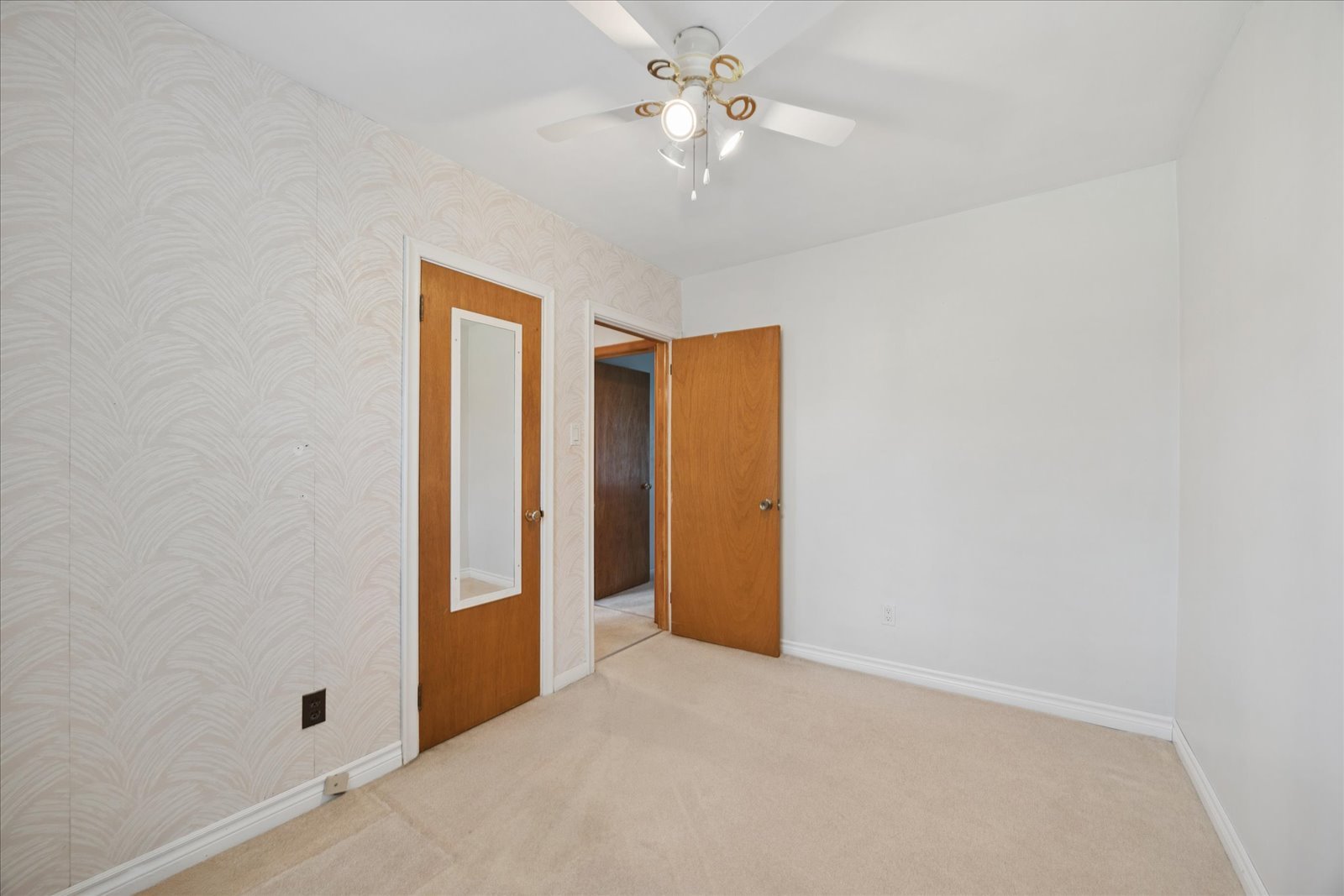 139 Elinor Avenue, Toronto
