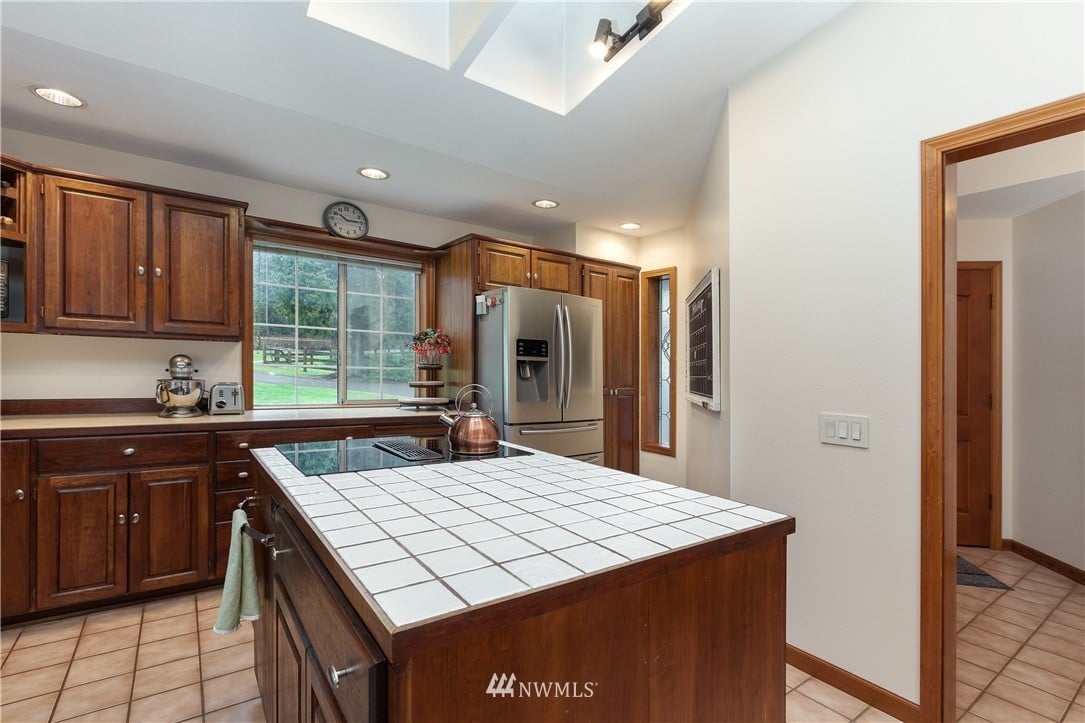 19111 123rd Ave SE