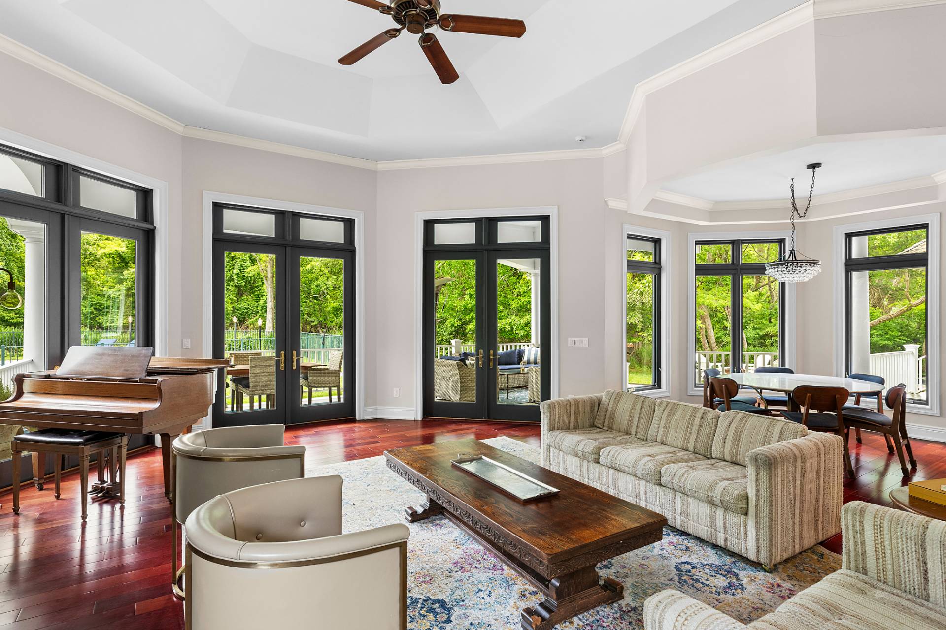 3 Fairlea Court