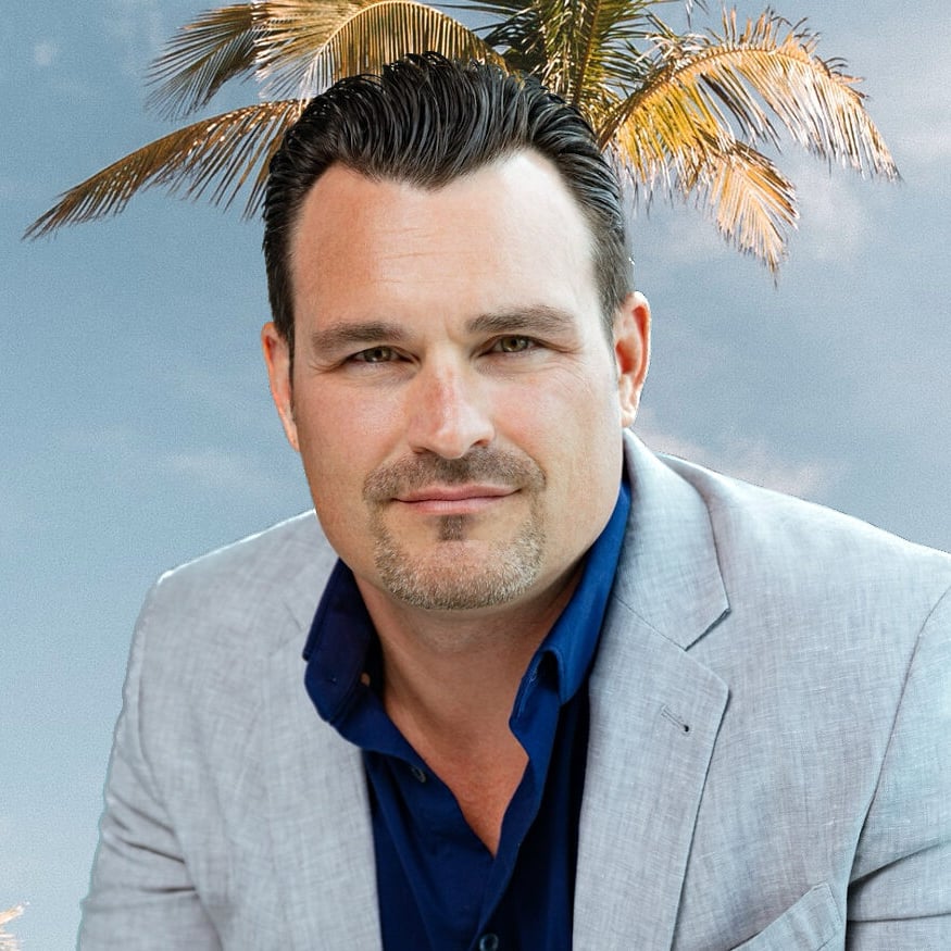 Sam Olmer Miami Beach, FL Real Estate Agent Headshot