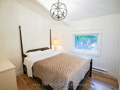 1 Muskoka Estates Rd