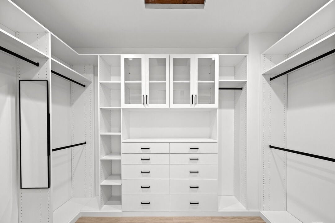 Castle Heights Pl, 90034