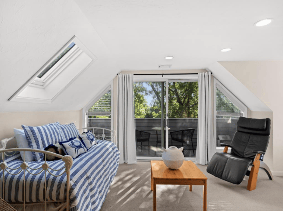7 South Meadow Lane
