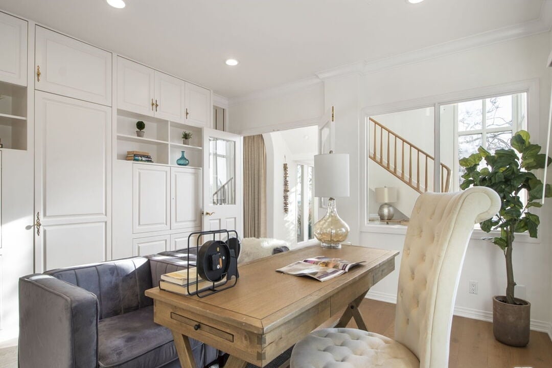 905 Berkeley St, 90403