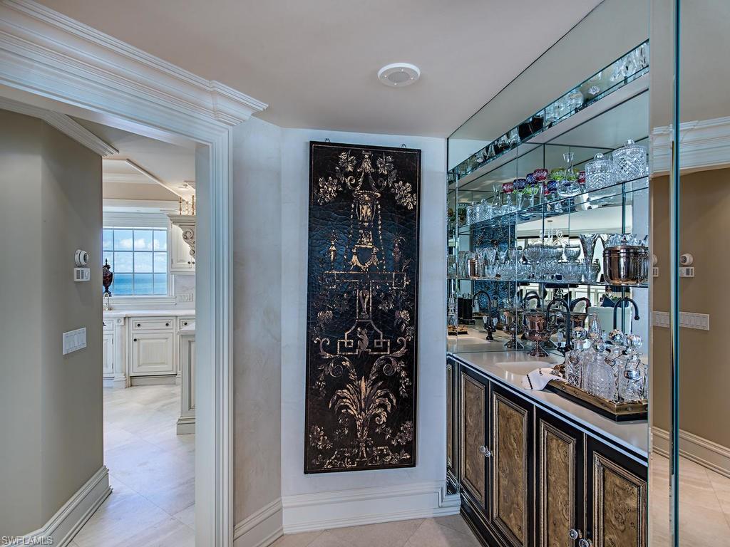 8231 Bay Colony Dr Apt 1204