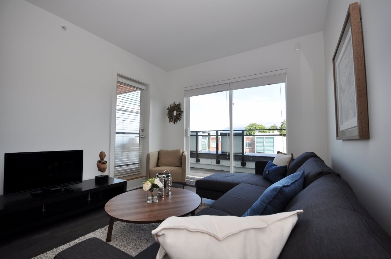 409-2858 W 4th Ave