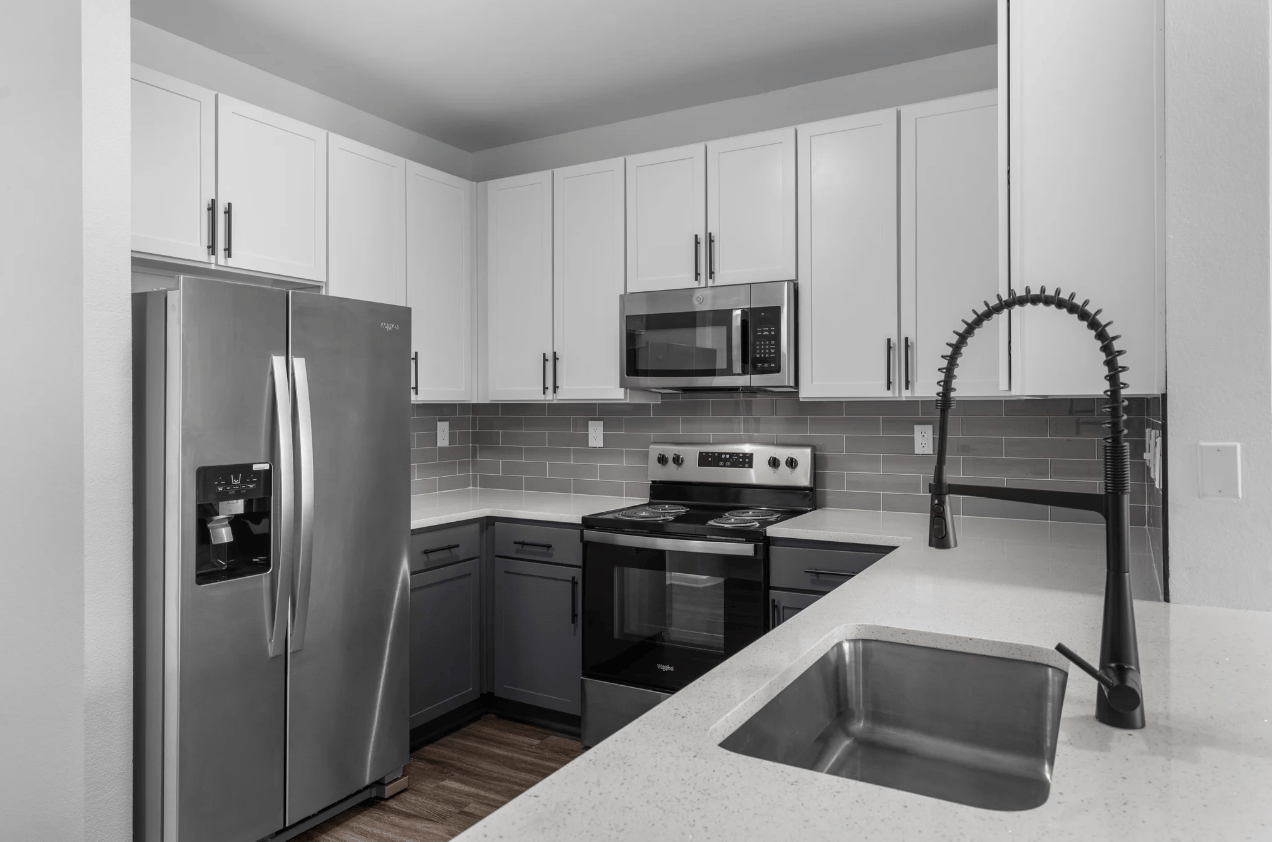 Community of the Year Property! Lease Today and Enjoy Up to 6 Weeks Free on Select Units!*