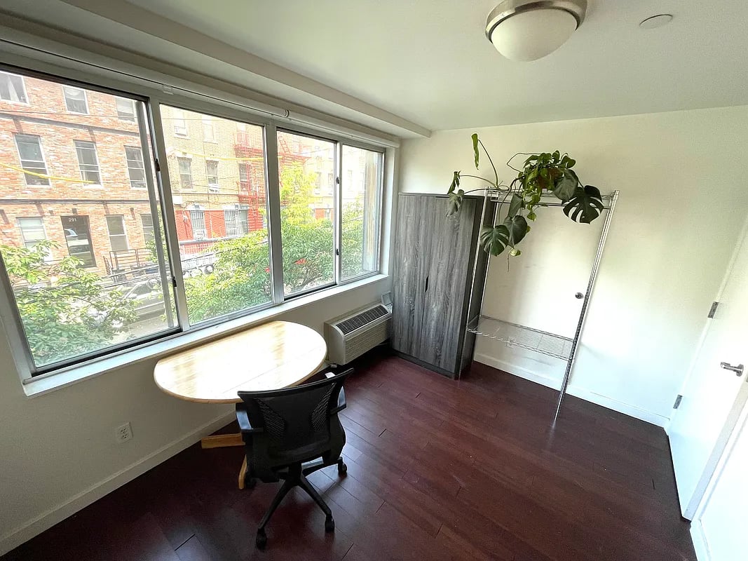 286 Stanhope Street 2A