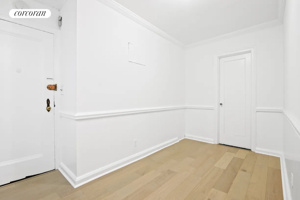 140 E 40th St Apt 1B