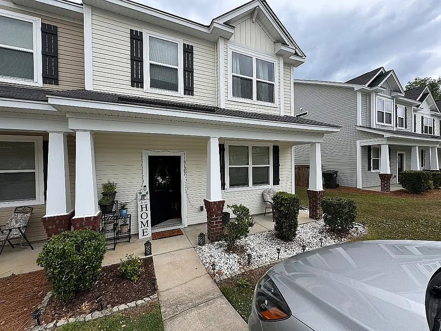 9107 Parlor Dr