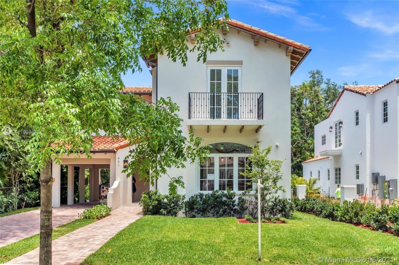 931 Valencia Ave