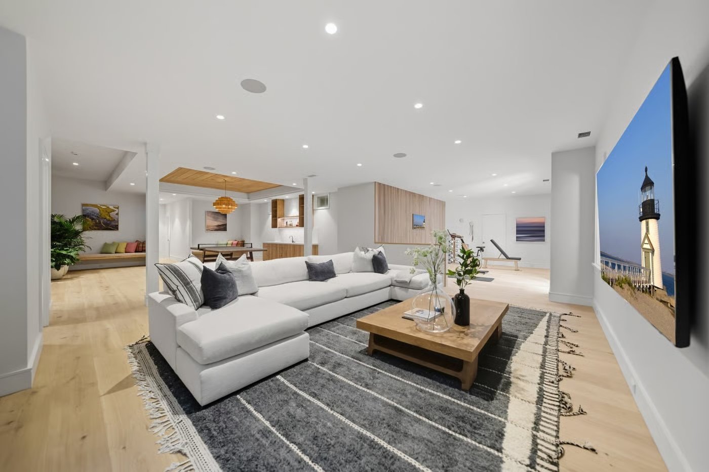 51 Weweeder Avenue