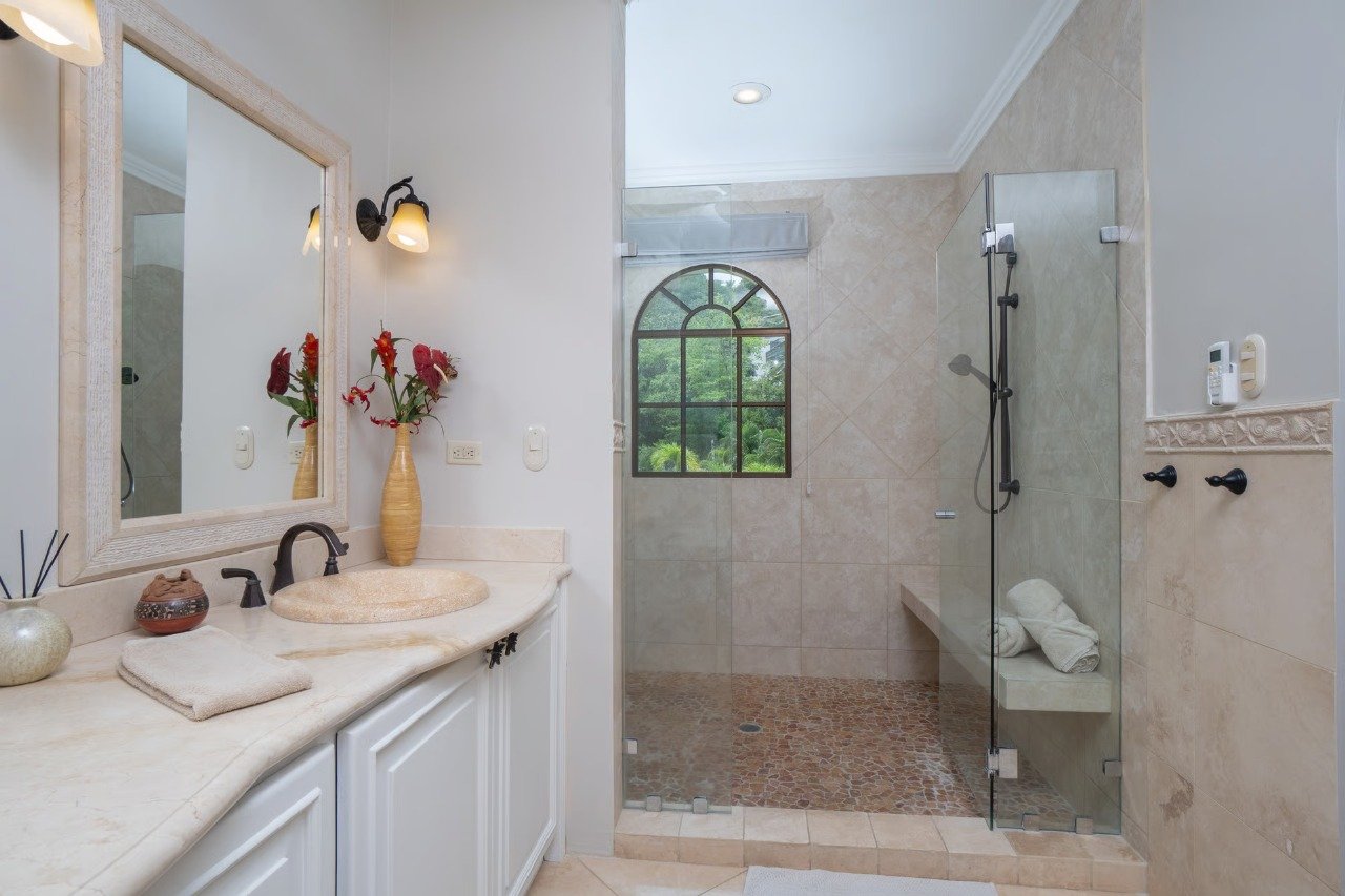 Casa Loro | Luxury Oceanview Estate in Playa Potrero, Costa Rica