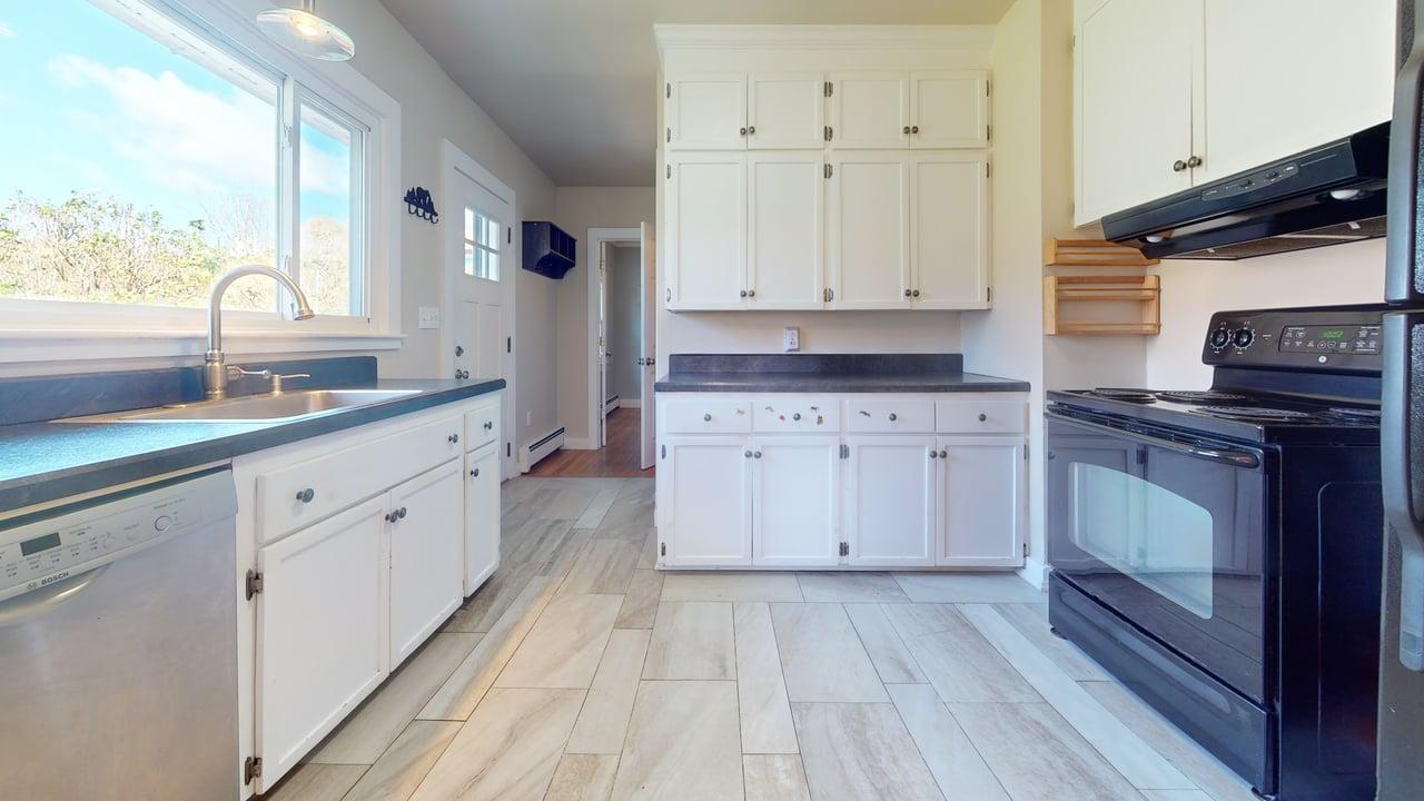 4 BR Rental Available