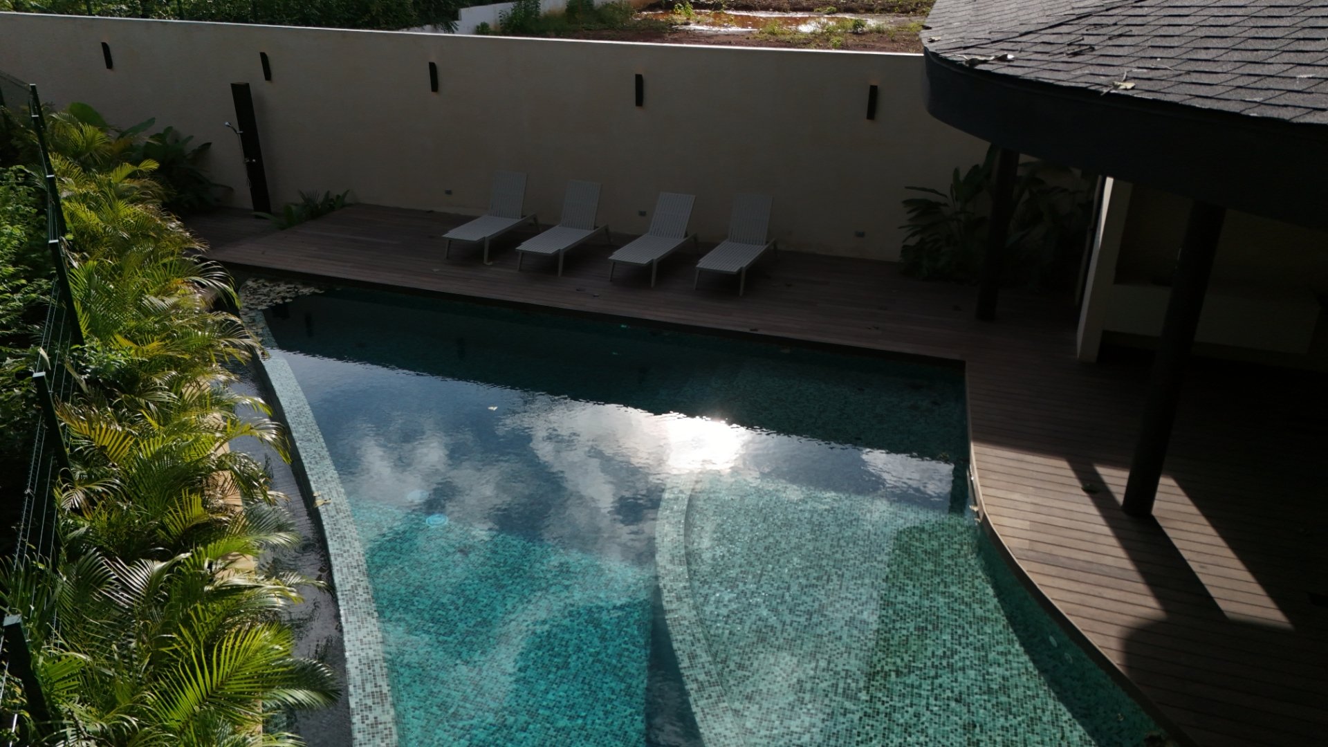 Gated Community Lots Walking Distance to Avellanas