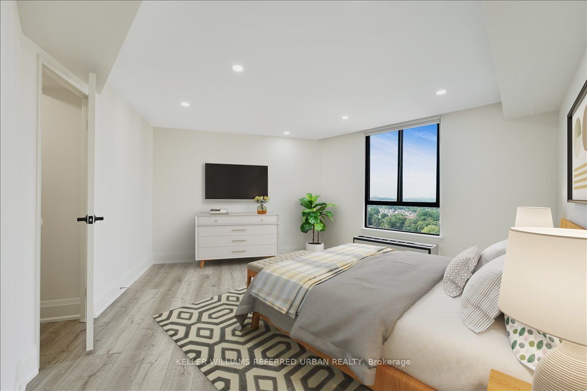 FAMILY LIVING PENTHOUSE