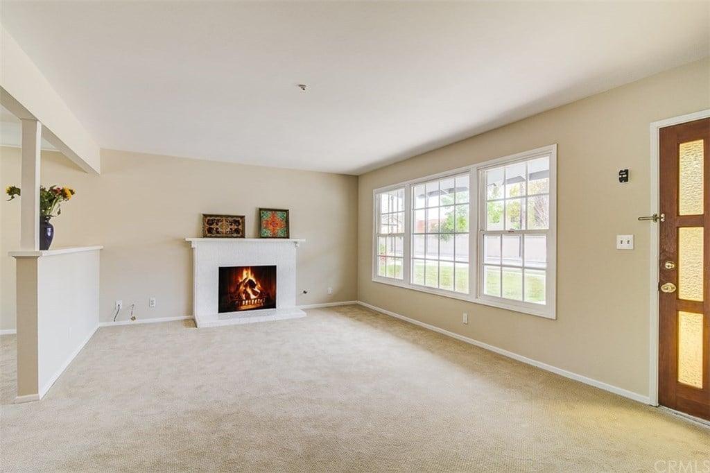 15451 Rushmoor Ln