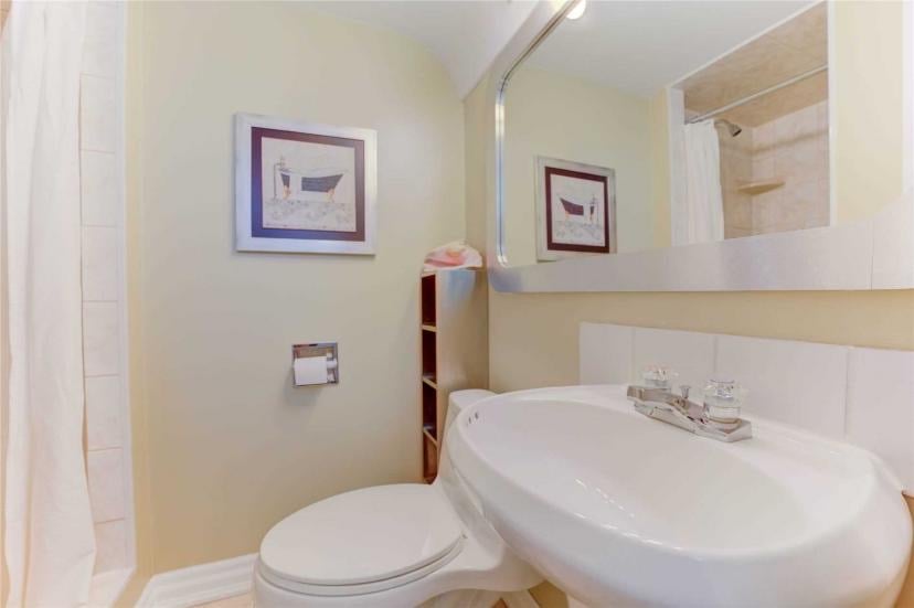 8 Sewell Dr