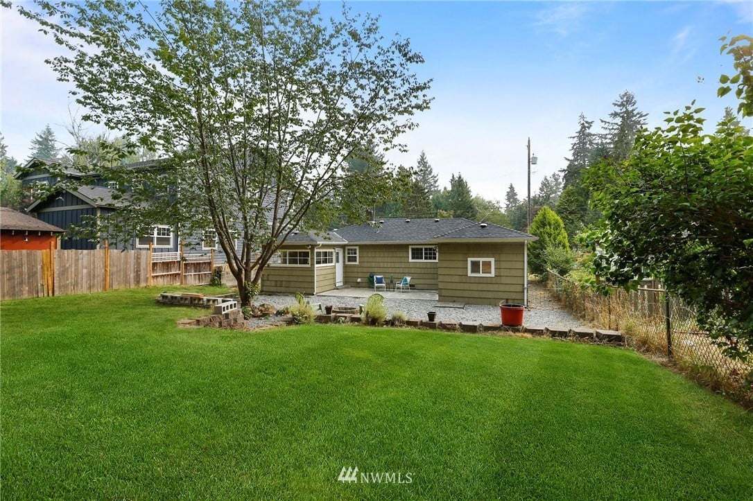 16317 28th Ave NE