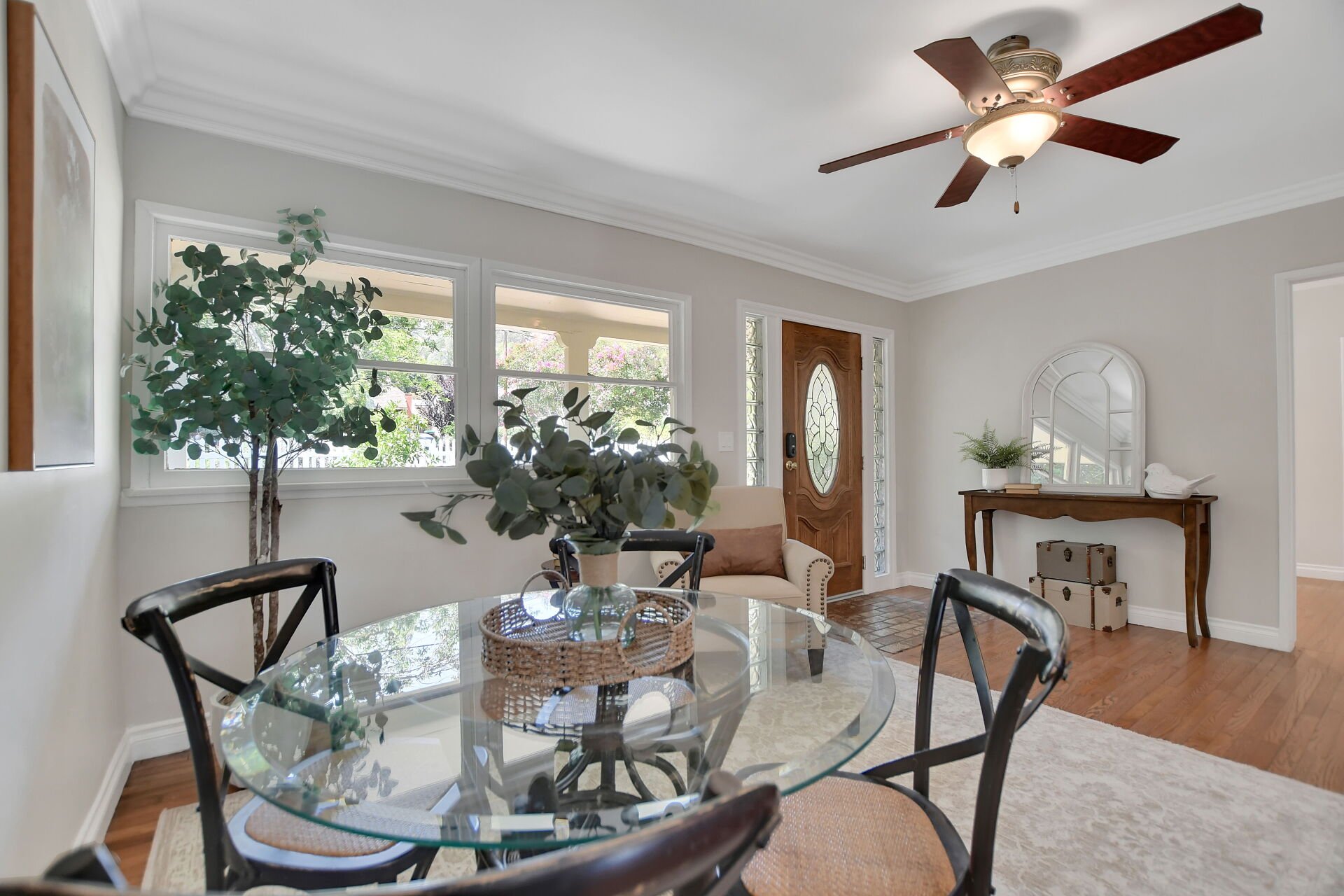 316 W 5th Street