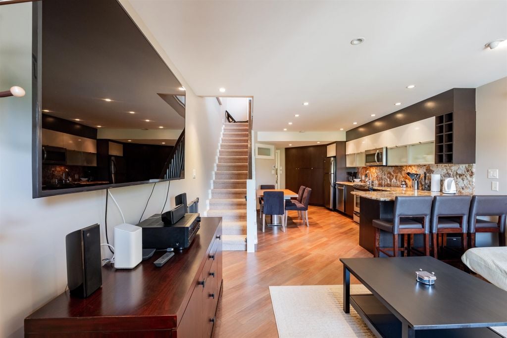 4201 Sunshine Pl, #4