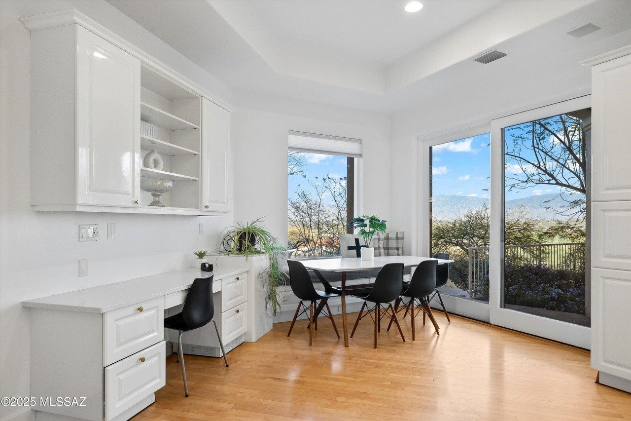 4141 N West Fernhill Cir