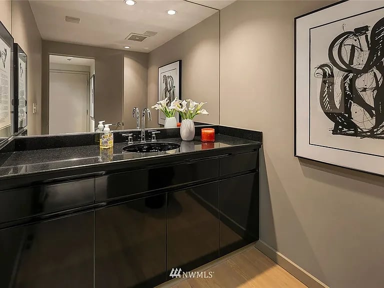 1118 Lakeview Blvd E APT 4