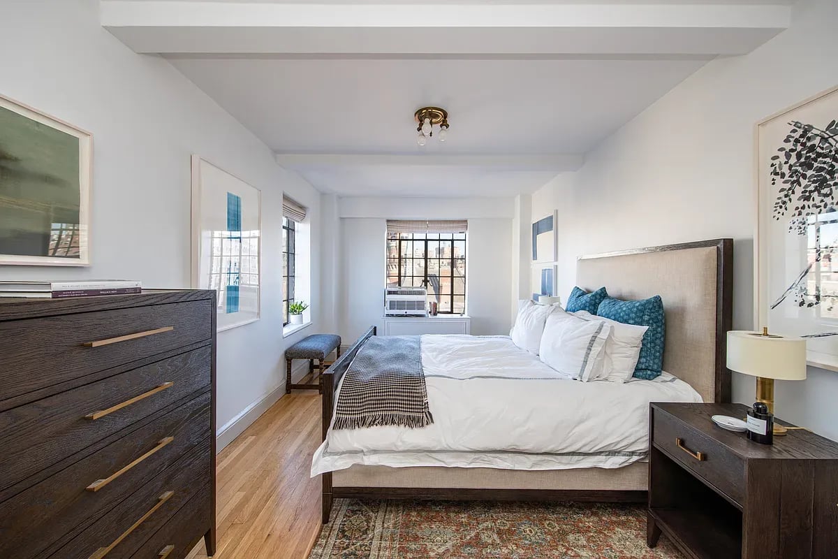 1 Christopher St #10H