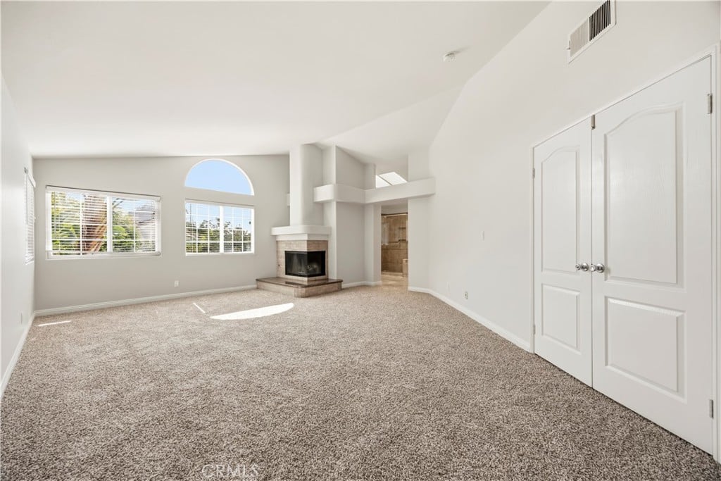 3129 San Helena Dr