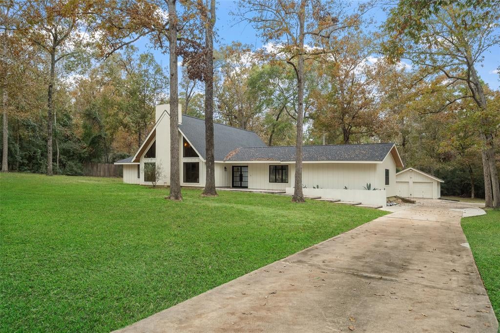 10090 Shady Hollow Dr