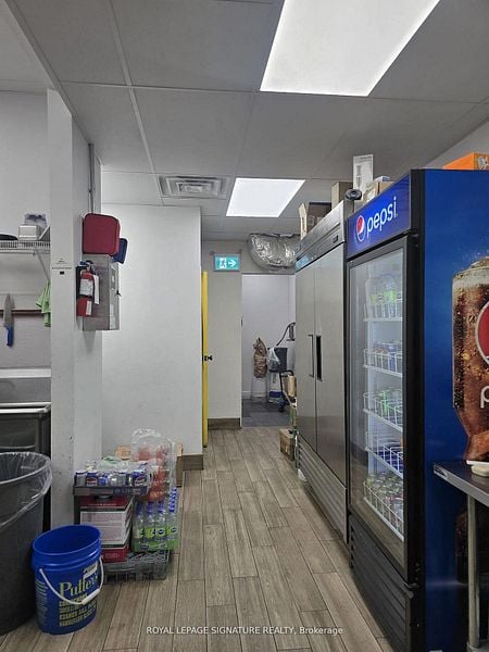 Award-Winning Fast Food Franchise for Sale | Downtown Ottawa