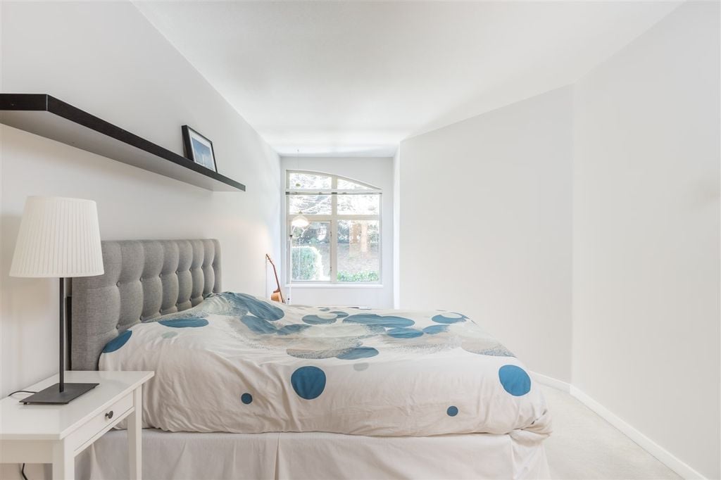 15 6th Ave, #135