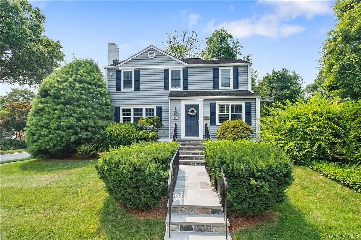651 Secor Rd