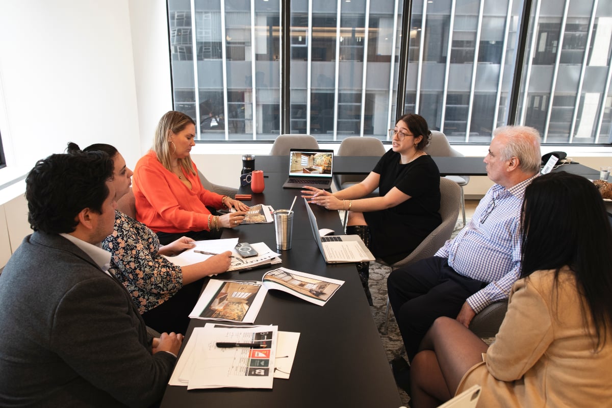 How to Navigate a Bidding War with Help From The Experts