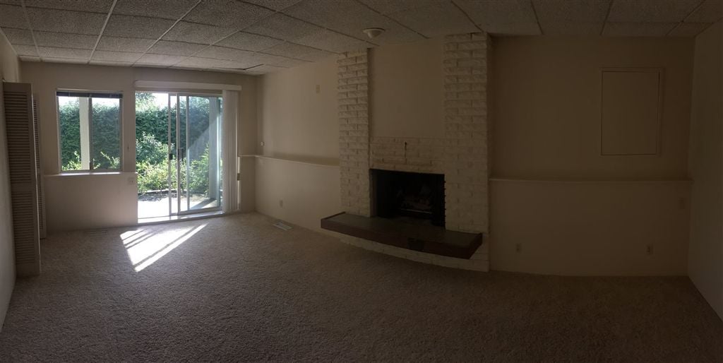 983 Wellington Dr